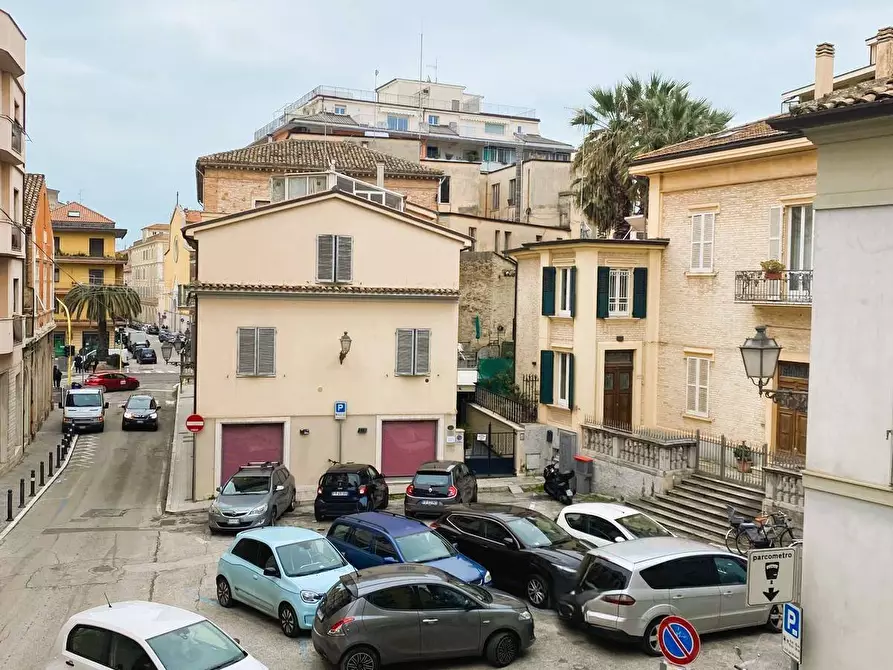 Immagine 32 di Appartamento in vendita  in Via Elio Fileni 13 a San Benedetto Del Tronto