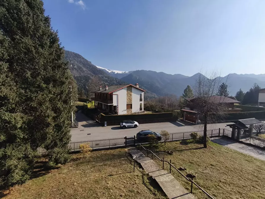 Immagine 17 di Appartamento in affitto  in Via Della Luna a Ardesio