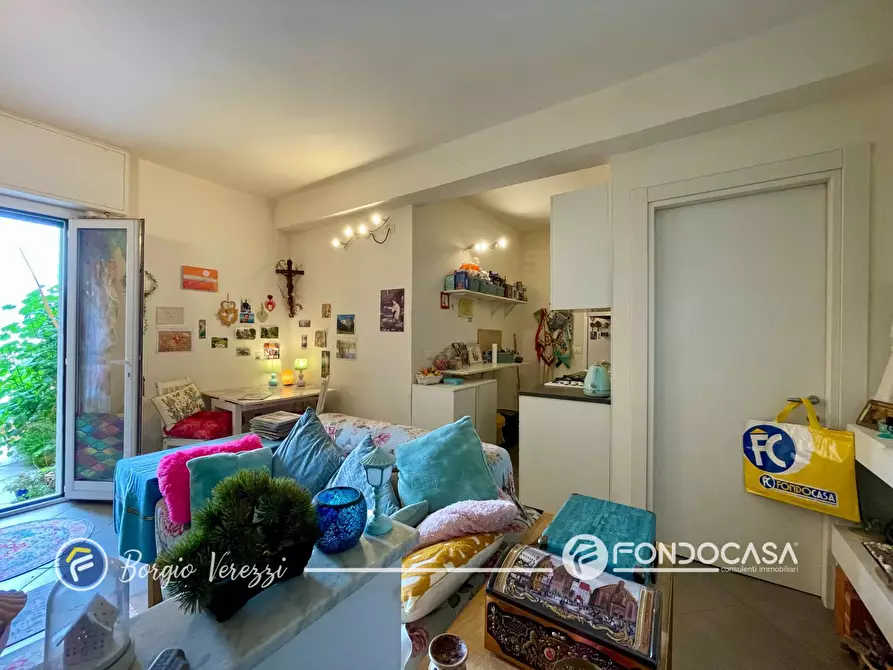 Immagine 3 di Appartamento in vendita  in Via Nazario Sauro a Borgio Verezzi