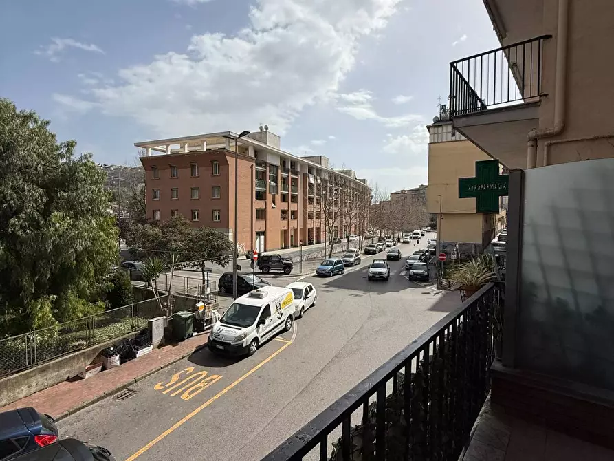 Immagine 19 di Appartamento in vendita  in Via Calata San Vito 60 a Salerno