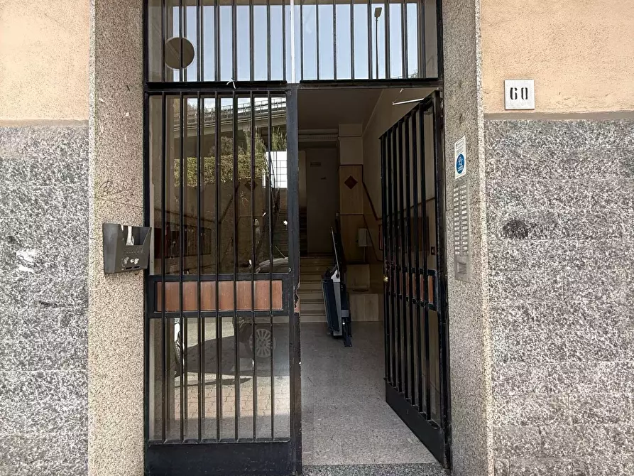 Immagine 17 di Appartamento in vendita  in Via Calata San Vito 60 a Salerno
