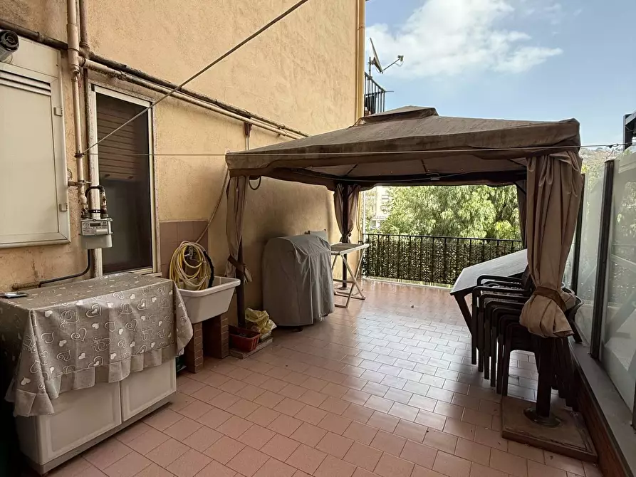 Immagine 2 di Appartamento in vendita  in Via Calata San Vito 60 a Salerno