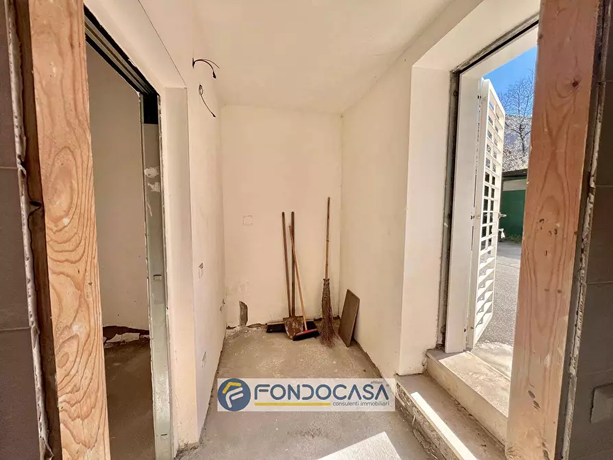 Immagine 6 di Locale commerciale in affitto  in Via di vittorio 5 a Sant'antimo