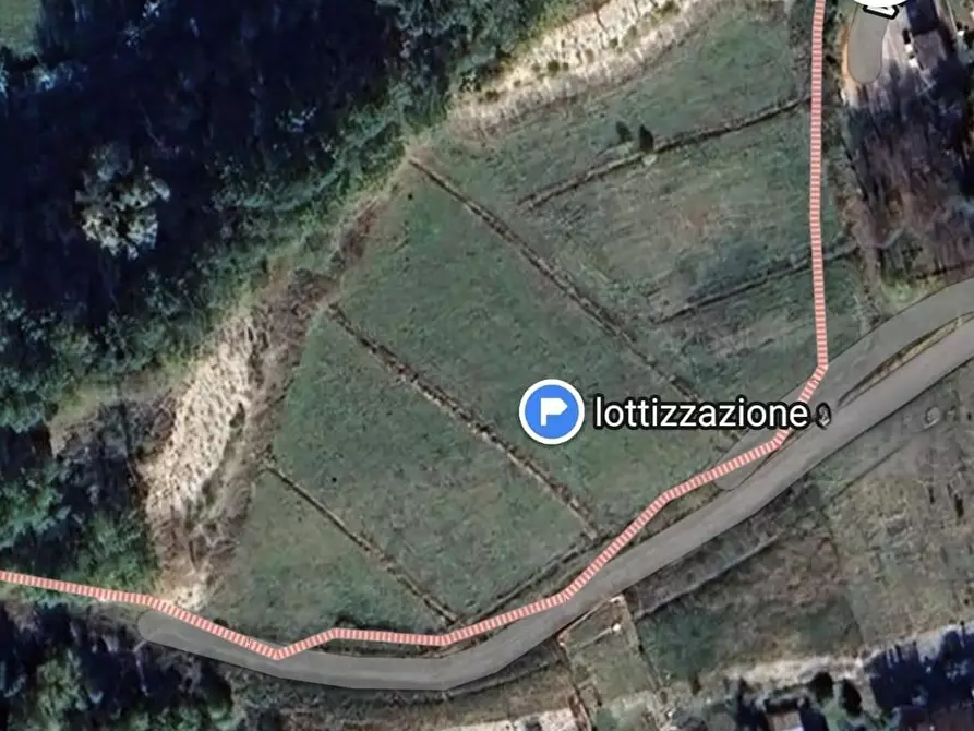 Immagine 2 di Terreno residenziale in vendita  in Via Trento a Comunanza