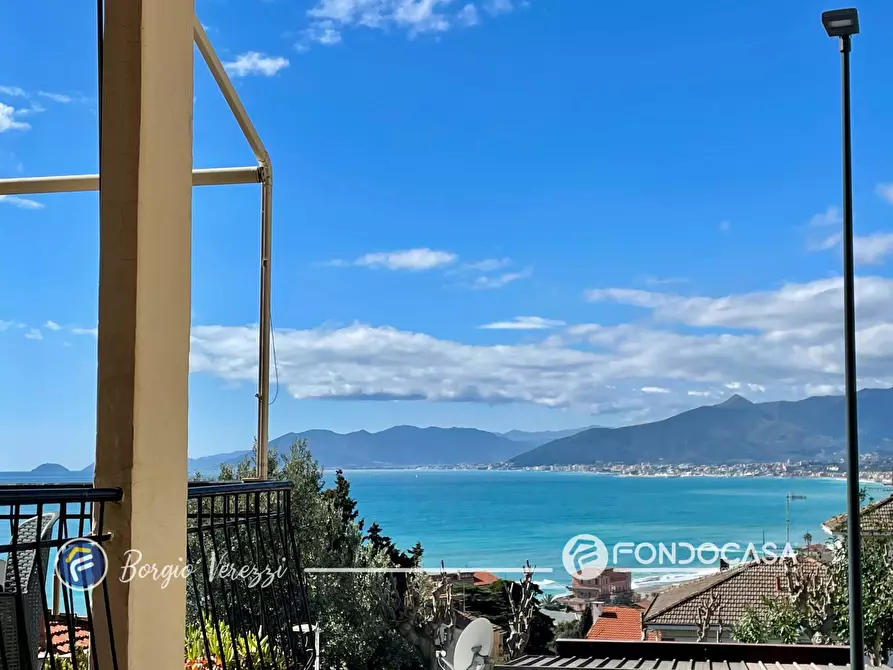 Immagine 22 di Appartamento in vendita  in Via Nazario Sauro a Borgio Verezzi