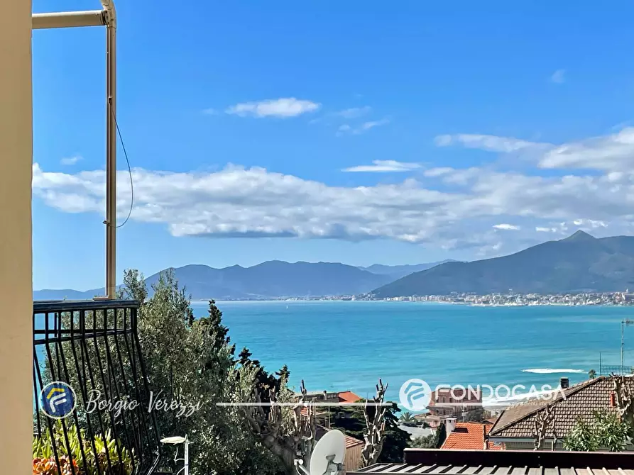 Immagine 2 di Appartamento in vendita  in Via Nazario Sauro a Borgio Verezzi