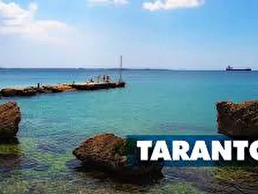 Immagine 8 di Appartamento in vendita  in via duca d'aosta 75 a Avetrana