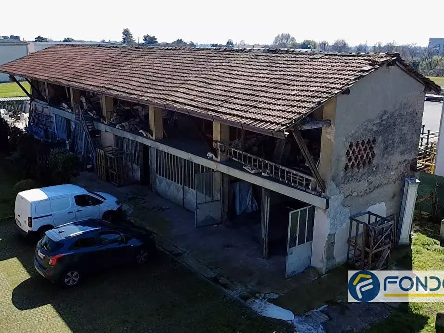 Immagine 2 di Magazzino in vendita  a Palazzolo Sull'oglio