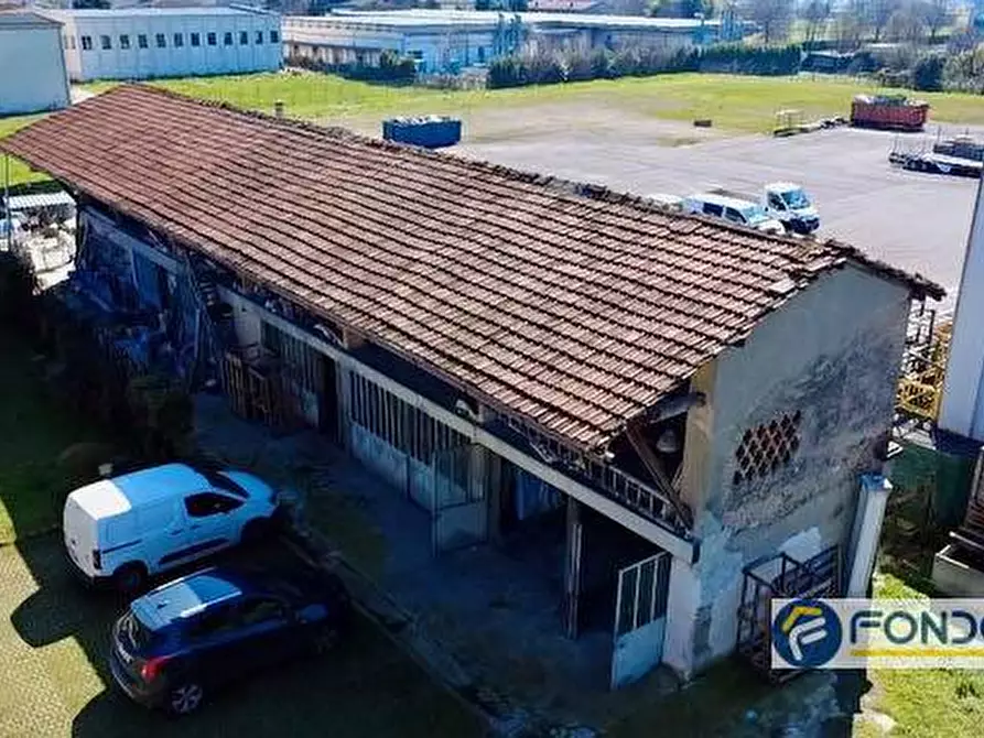 Immagine 3 di Magazzino in vendita  a Palazzolo Sull'oglio