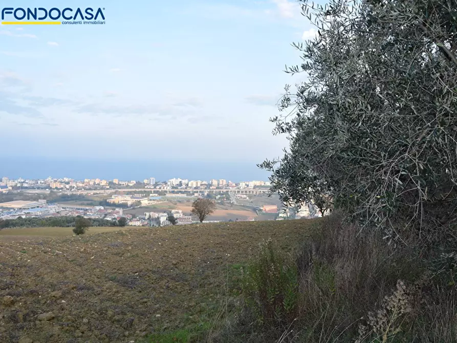 Immagine 12 di Rustico / casale in vendita  in CONTRADA COLLE MONTERENZO 4/A a San Benedetto Del Tronto