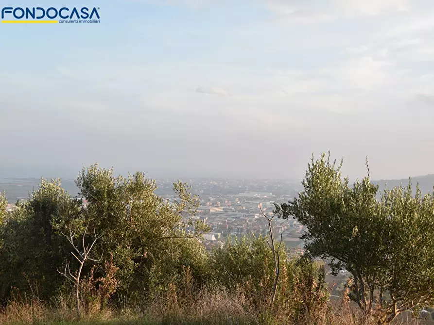 Immagine 24 di Rustico / casale in vendita  in CONTRADA COLLE MONTERENZO 4/A a San Benedetto Del Tronto