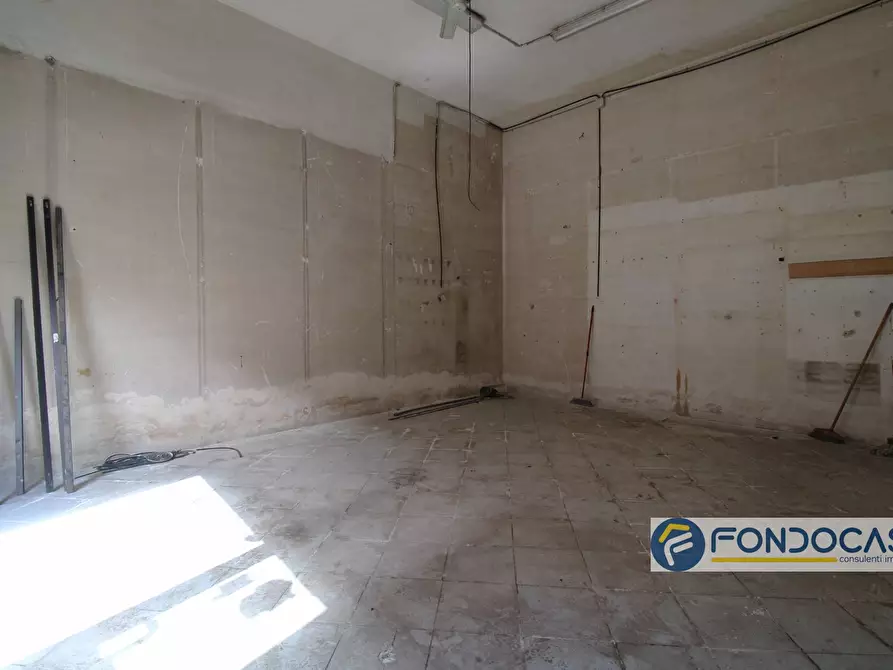 Immagine 4 di Locale commerciale in vendita  in Via Primo Maggio a Pontedera