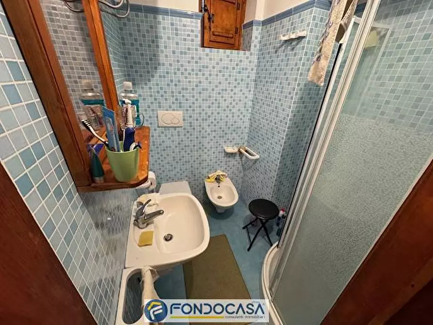 Immagine 10 di Appartamento in vendita  25 a Cagnano Varano