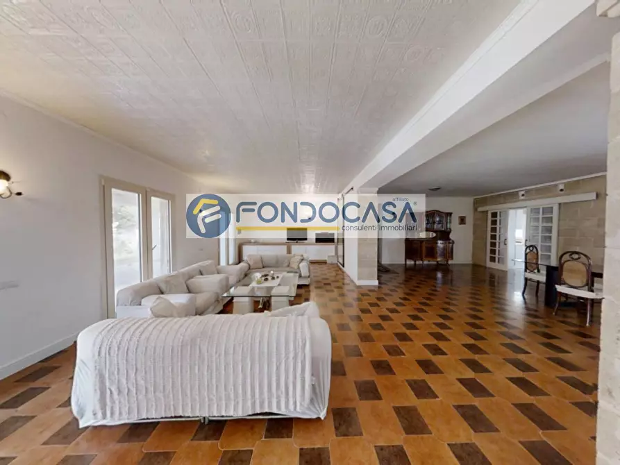 Immagine 2 di Villa in vendita  in SP 115 Snc a Copertino