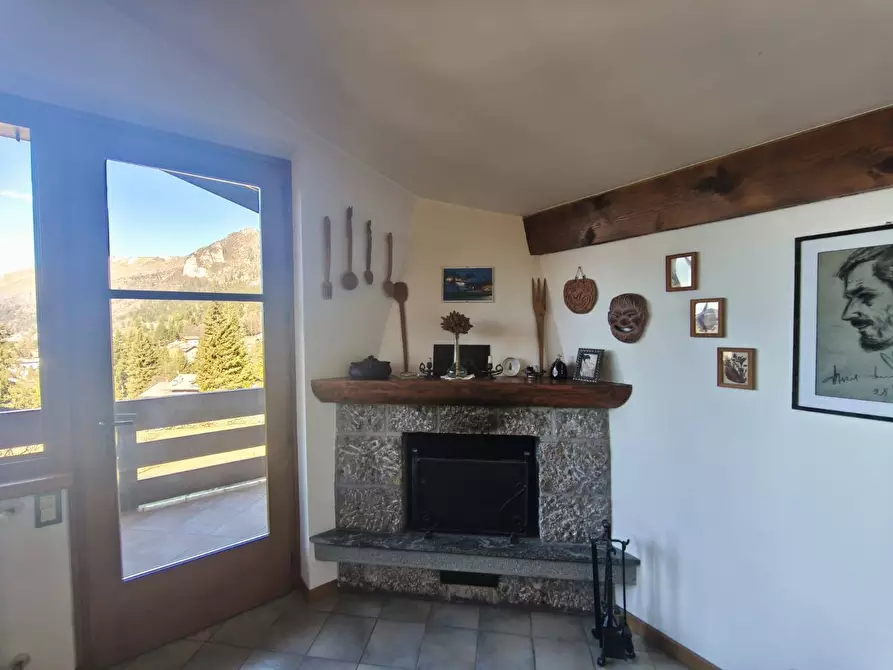 Immagine 10 di Appartamento in vendita  in Via Costa Salaer 80 a Ardesio