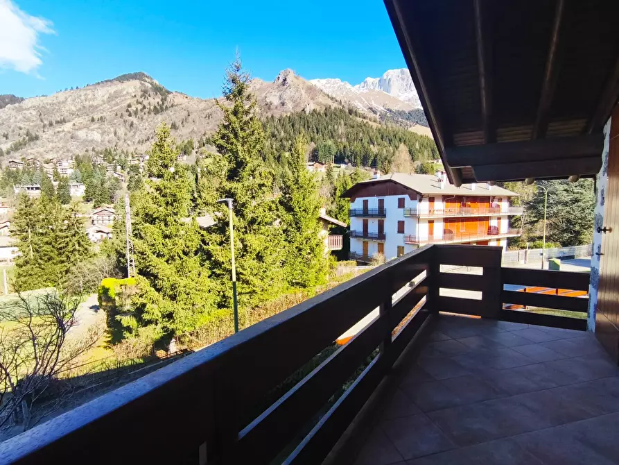 Immagine 21 di Appartamento in vendita  in Via Costa Salaer 80 a Ardesio