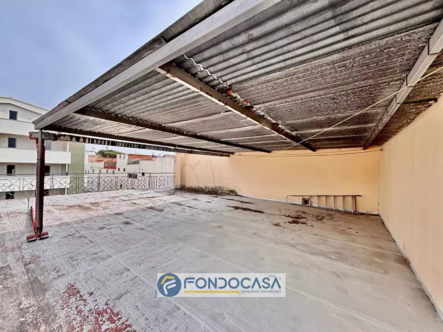 Immagine 26 di Palazzo in vendita  in via filippo turati a Sant'antimo