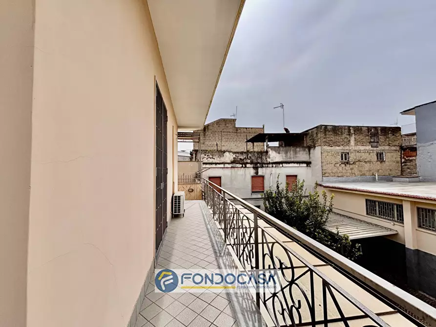 Immagine 33 di Palazzo in vendita  in via filippo turati a Sant'antimo