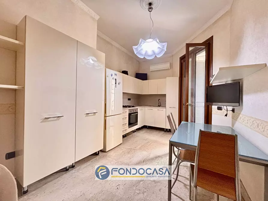 Immagine 63 di Palazzo in vendita  in via filippo turati a Sant'antimo