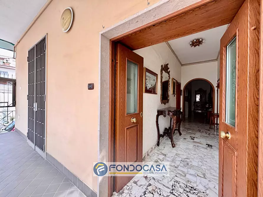 Immagine 76 di Palazzo in vendita  in via filippo turati a Sant'antimo