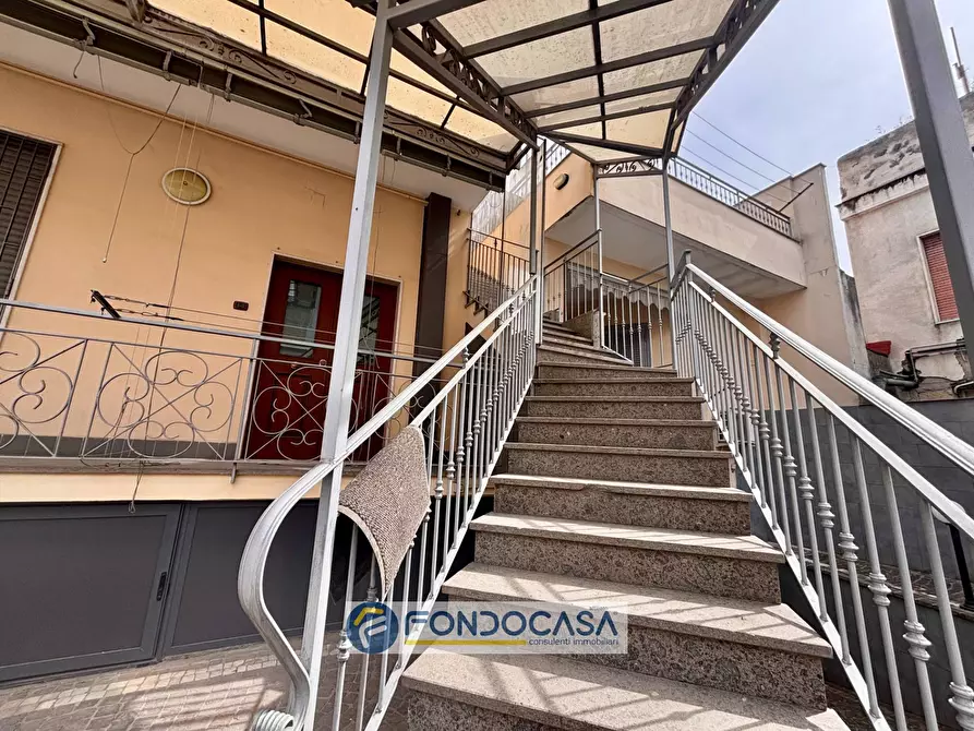 Immagine 79 di Palazzo in vendita  in via filippo turati a Sant'antimo