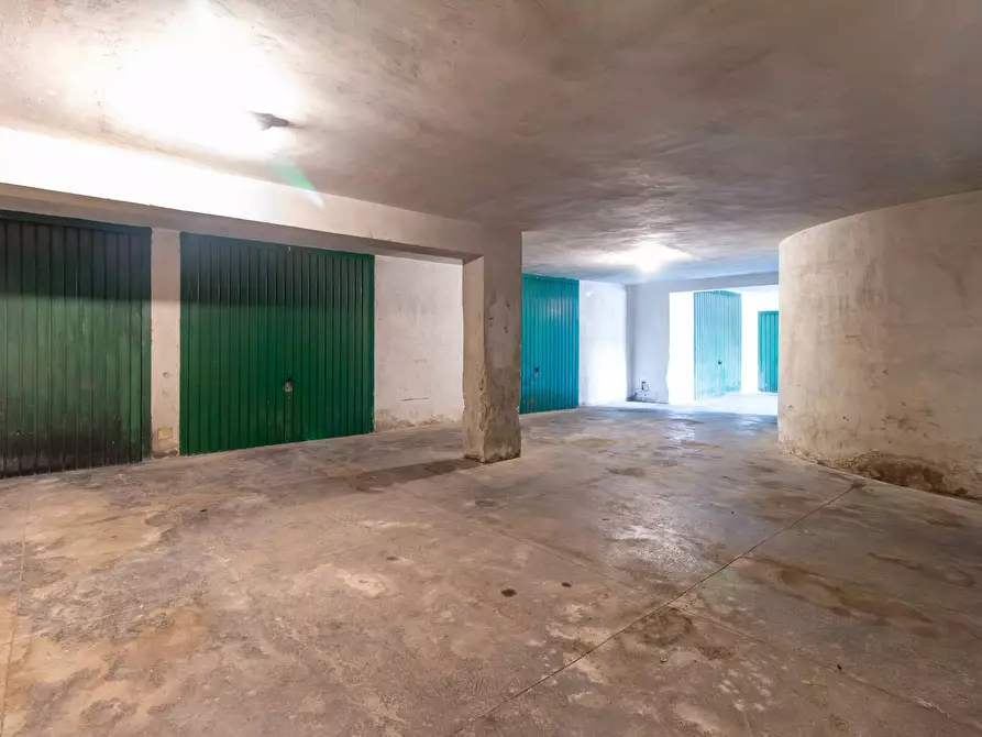 Immagine 32 di Appartamento in vendita  in Via Gioacchino Rossini 39 a Baronissi