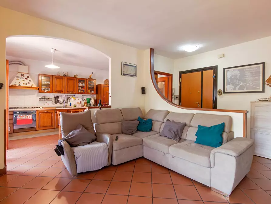 Immagine 7 di Appartamento in vendita  in Via Gioacchino Rossini 39 a Baronissi