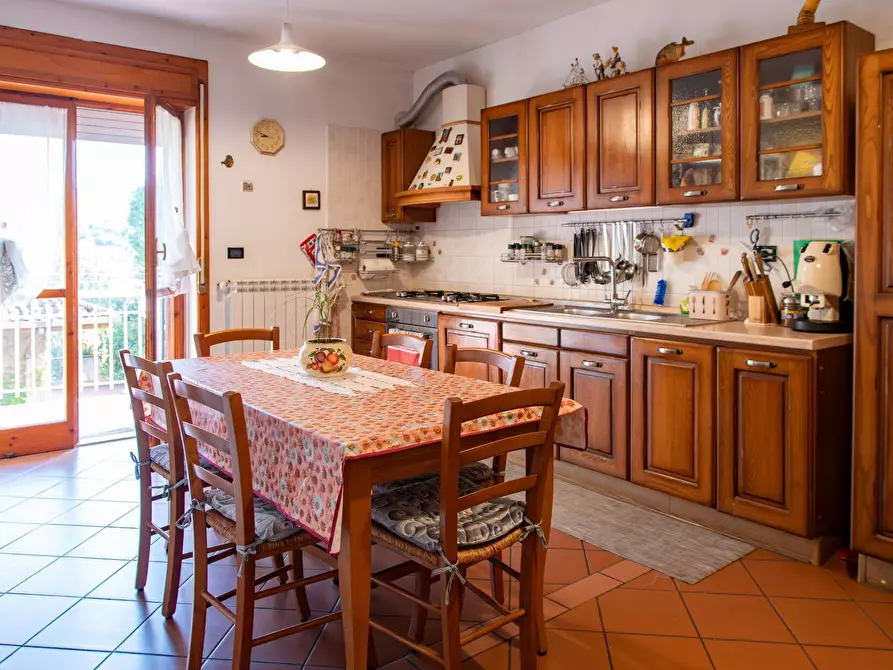 Immagine 14 di Appartamento in vendita  in Via Gioacchino Rossini 39 a Baronissi