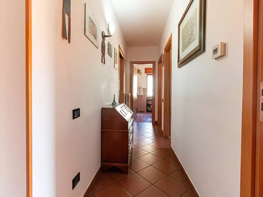 Immagine 16 di Appartamento in vendita  in Via Gioacchino Rossini 39 a Baronissi