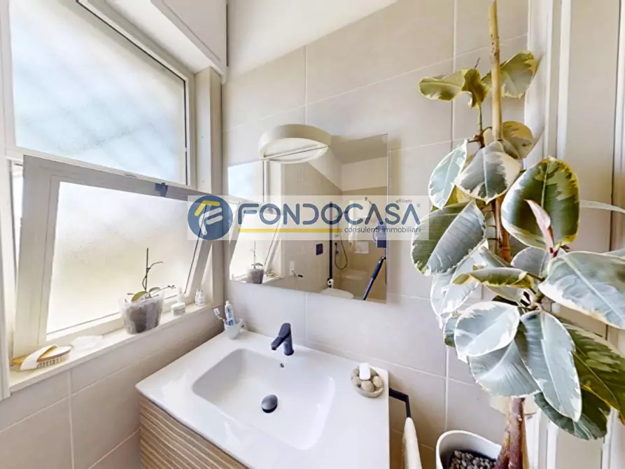 Immagine 11 di Villa in vendita  in Via Porto Empedocles 5 a Lecce