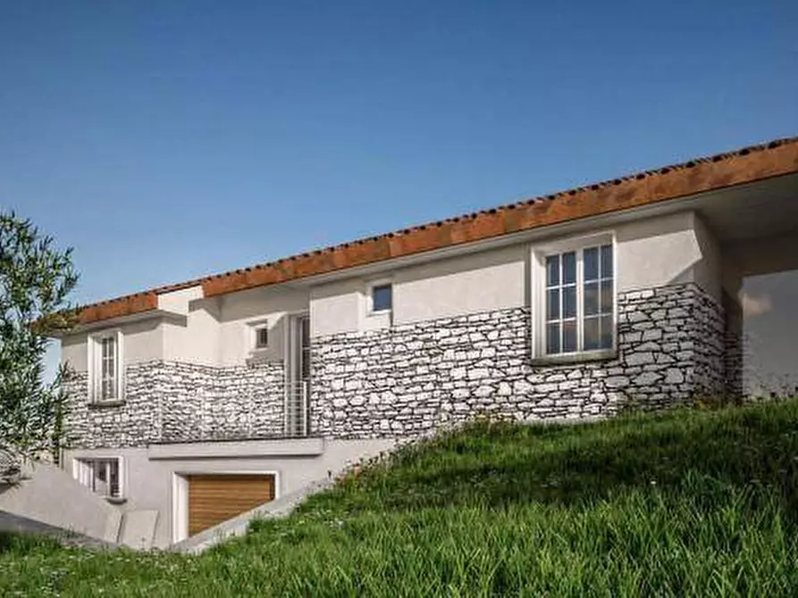 Immagine 11 di Casa indipendente in vendita  in Via Monsignor Gaetano Pollio a Salerno