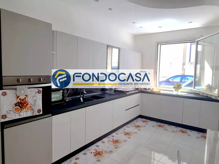 Immagine 5 di Casa indipendente in vendita  in Via Mecenate 24 a Brindisi