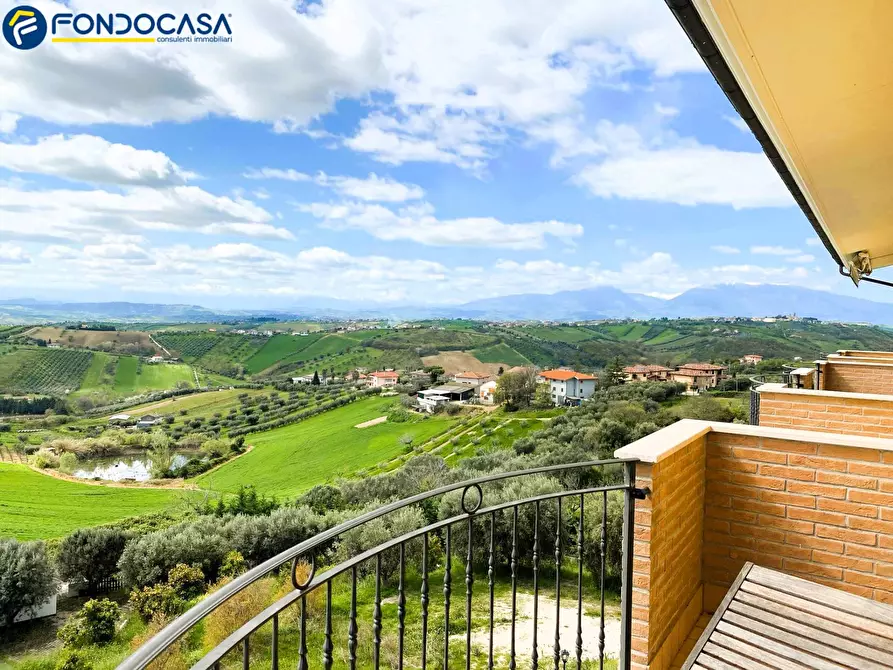 Immagine 10 di Appartamento in vendita  in Via Sant'Angelo 55 a Ancarano