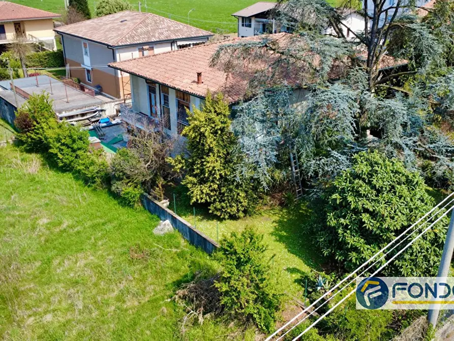 Immagine 4 di Villa in vendita  a Palazzolo Sull'oglio