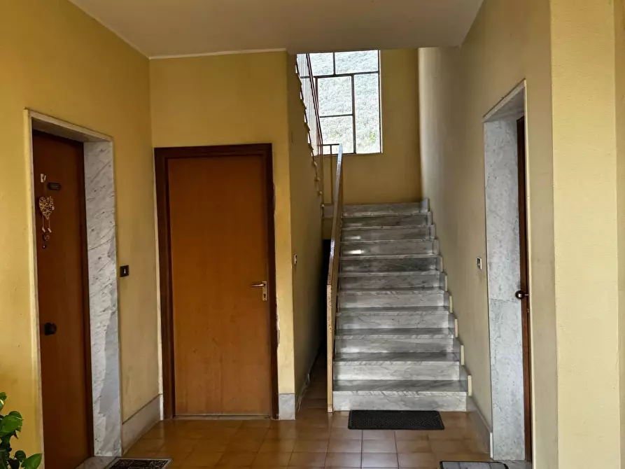 Immagine 2 di Appartamento in vendita  in Via Tito Zaniboni 21 a Giffoni Sei Casali