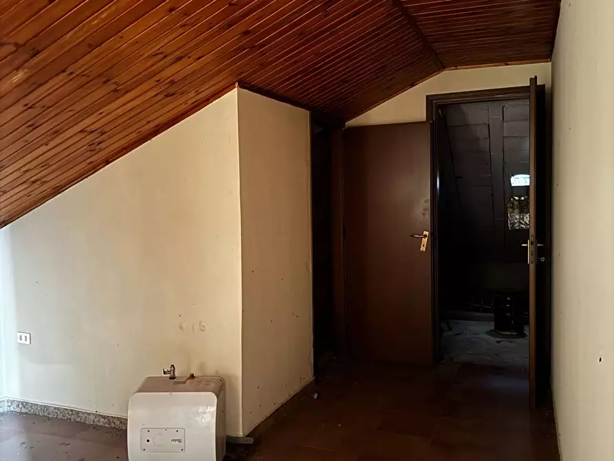 Immagine 6 di Appartamento in vendita  in Via Tito Zaniboni 21 a Giffoni Sei Casali