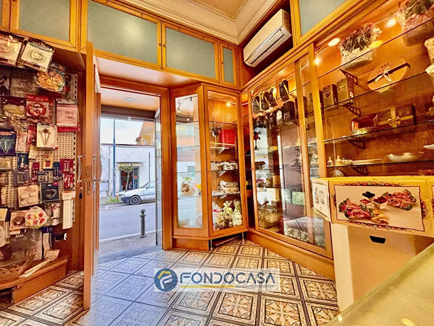 Immagine 3 di Attività commerciale in affitto  in via giuseppe di vittorio 54 a Sant'antimo