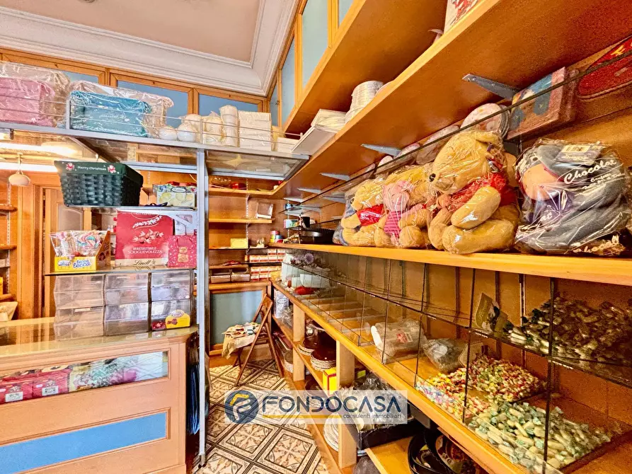 Immagine 5 di Attività commerciale in affitto  in via giuseppe di vittorio 54 a Sant'antimo