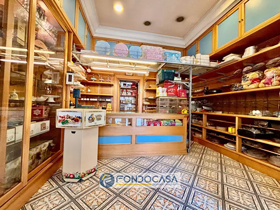 Immagine 6 di Attività commerciale in affitto  in via giuseppe di vittorio 54 a Sant'antimo