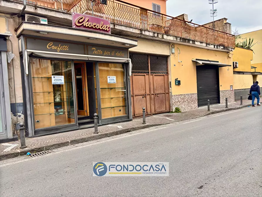 Immagine 9 di Attività commerciale in affitto  in via giuseppe di vittorio 54 a Sant'antimo