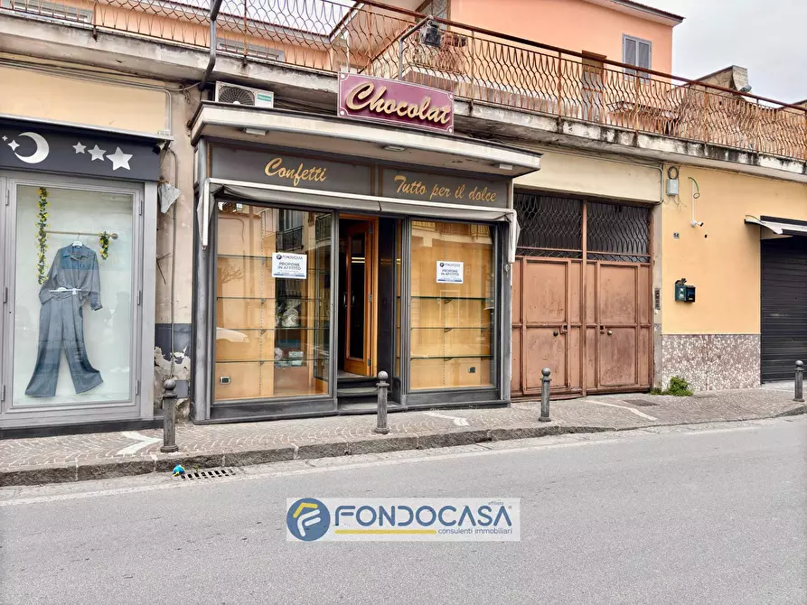 Immagine 11 di Attività commerciale in affitto  in via giuseppe di vittorio 54 a Sant'antimo