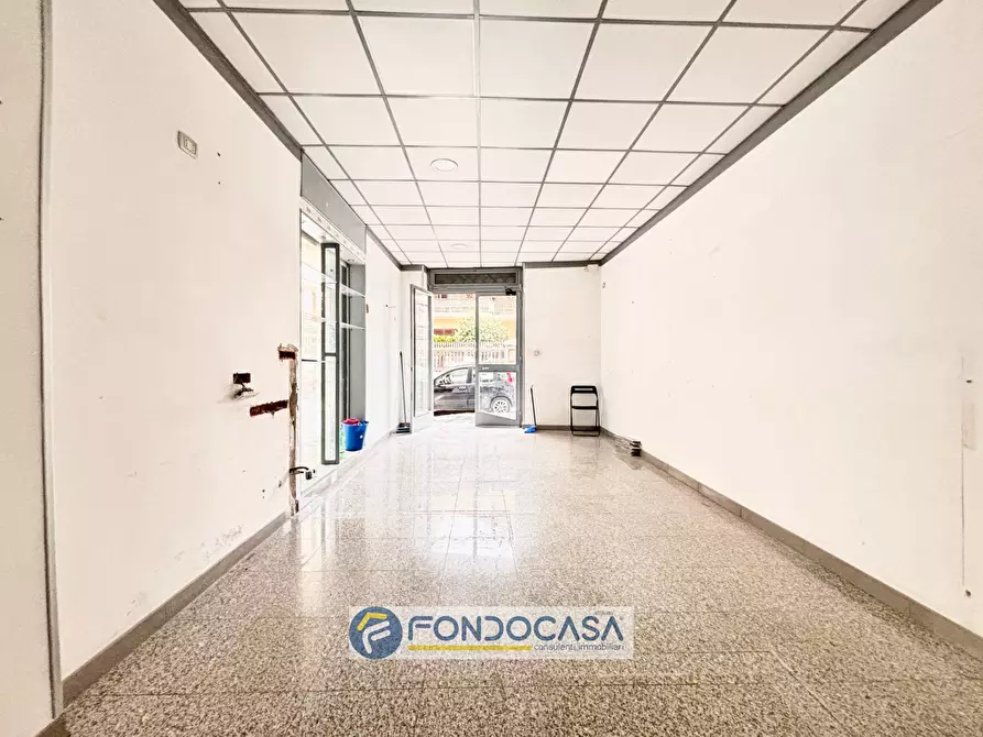 Immagine 3 di Locale commerciale in affitto  in via roma a Sant'antimo