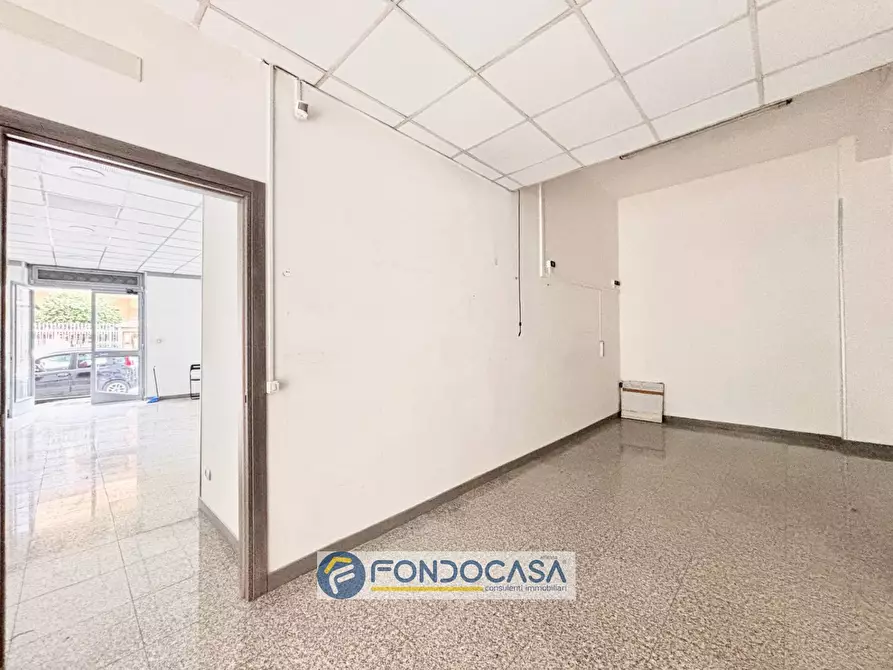 Immagine 5 di Locale commerciale in affitto  in via roma a Sant'antimo