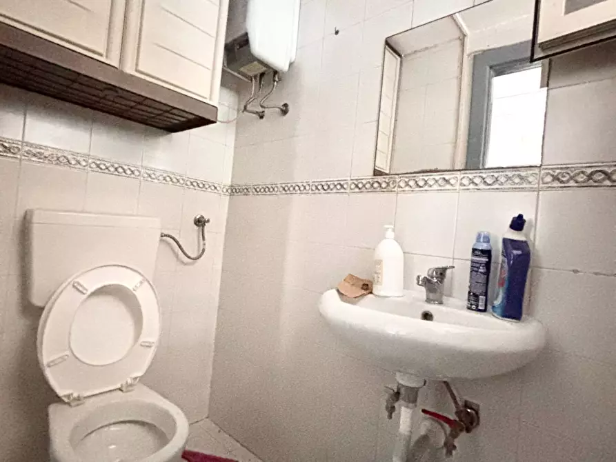 Immagine 7 di Locale commerciale in affitto  in via roma a Sant'antimo