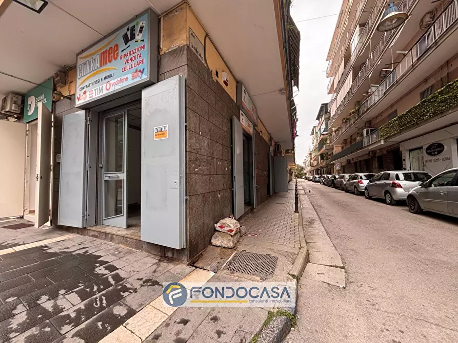 Immagine 11 di Locale commerciale in affitto  in via roma a Sant'antimo