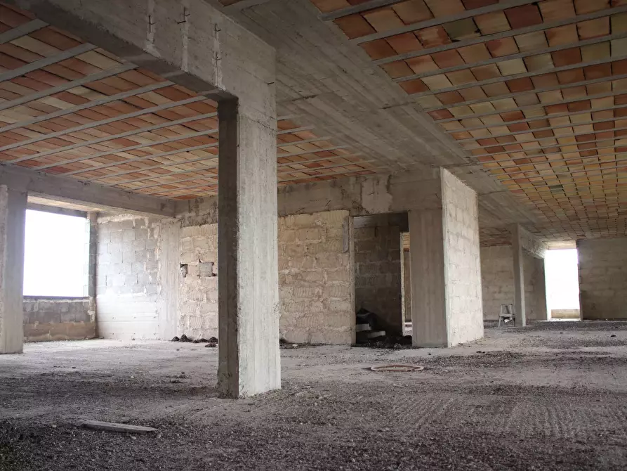 Immagine 42 di Rustico / casale in vendita  in via roma 70 a San Giorgio Ionico