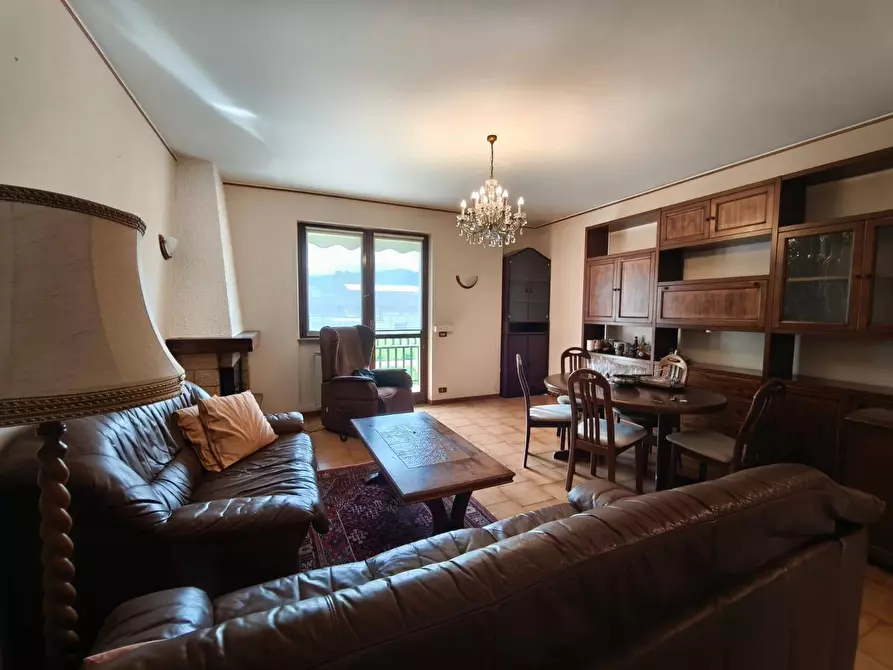 Immagine 5 di Appartamento in vendita  in Via S. Alessandro 31 a Clusone