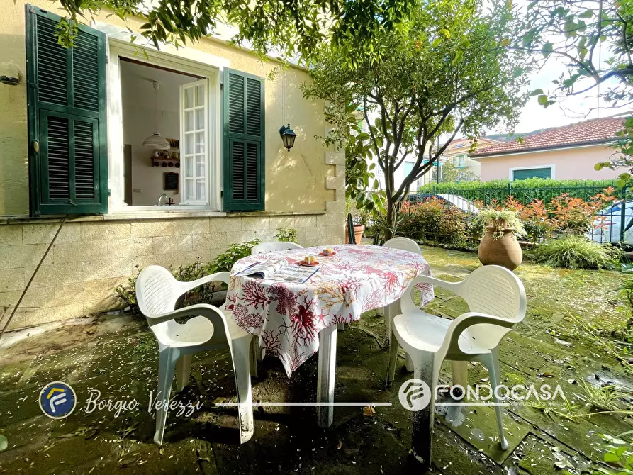 Immagine 5 di Villa in vendita  in Via Molino a Borgio Verezzi