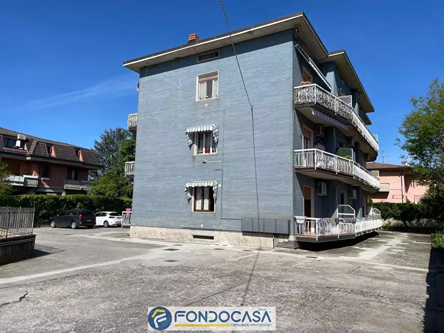 Immagine 5 di Magazzino in vendita  11 a Cazzago San Martino