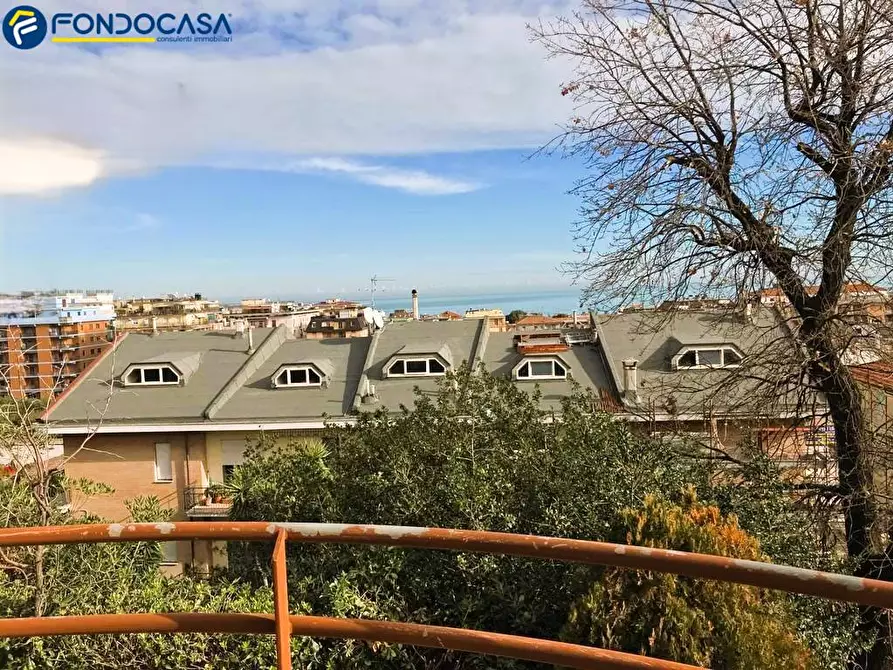 Immagine 21 di Villetta a schiera in vendita  in Via Sandro Botticelli a San Benedetto Del Tronto